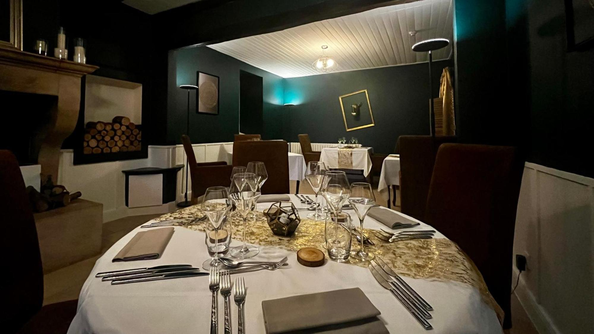 Logis Le Relais De La Voie Sacree Hotel Issoncourt Kültér fotó